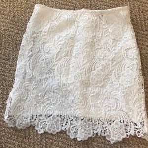 White lace H&M skirt